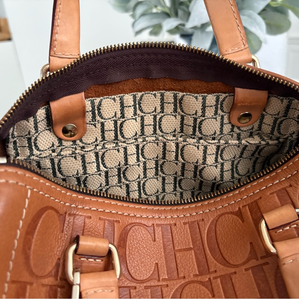 Brown Designer Carolina  Herrera Handbag - Picture 5 of 10